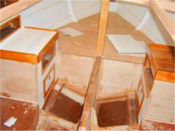 Lapstrake plywood boat plans for amateur boatbuilders